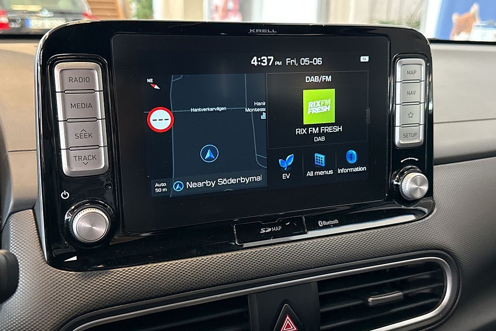 Vehicle Image 22