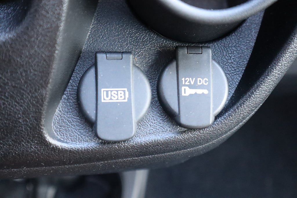 Vehicle Image 12