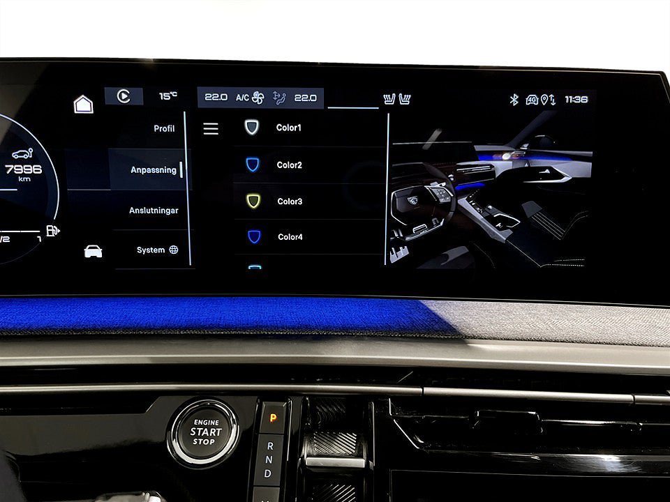 Vehicle Image 11