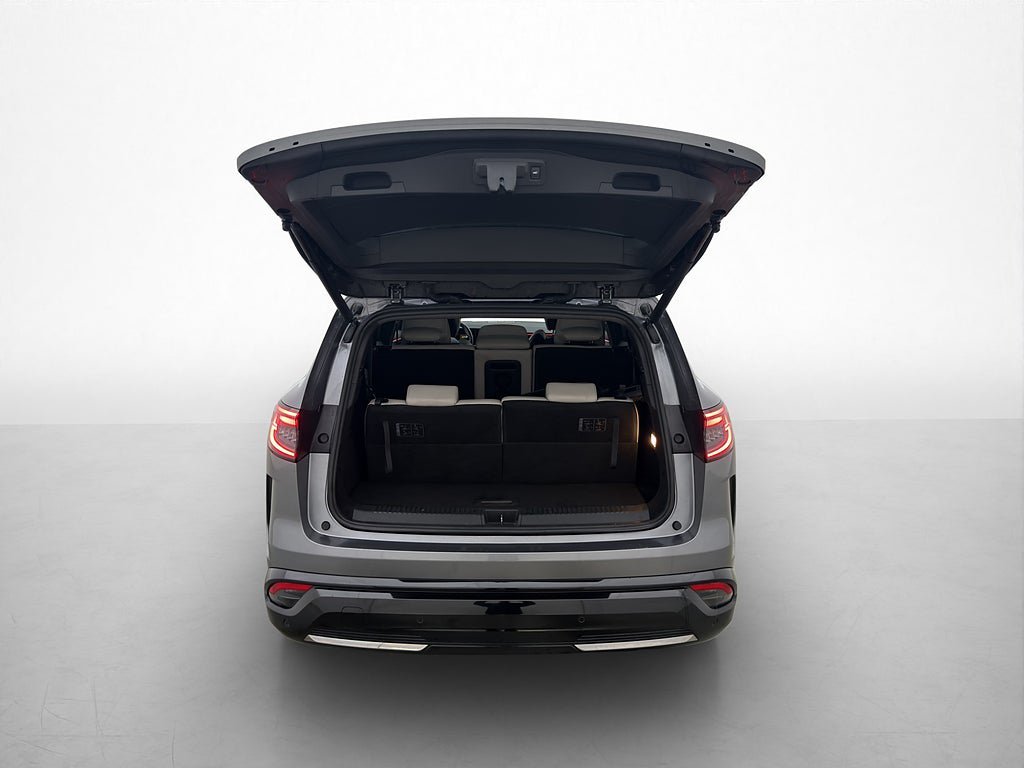 Vehicle Image 19