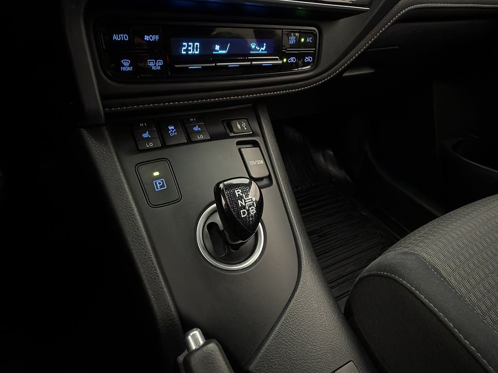 Vehicle Image 19