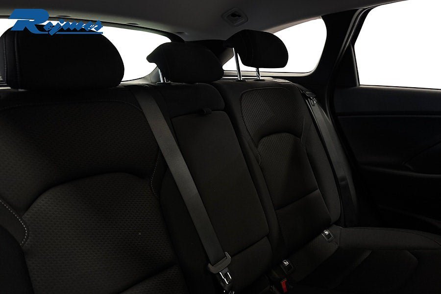 Vehicle Image 16