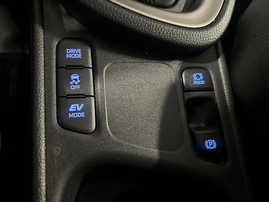 Vehicle Image 22
