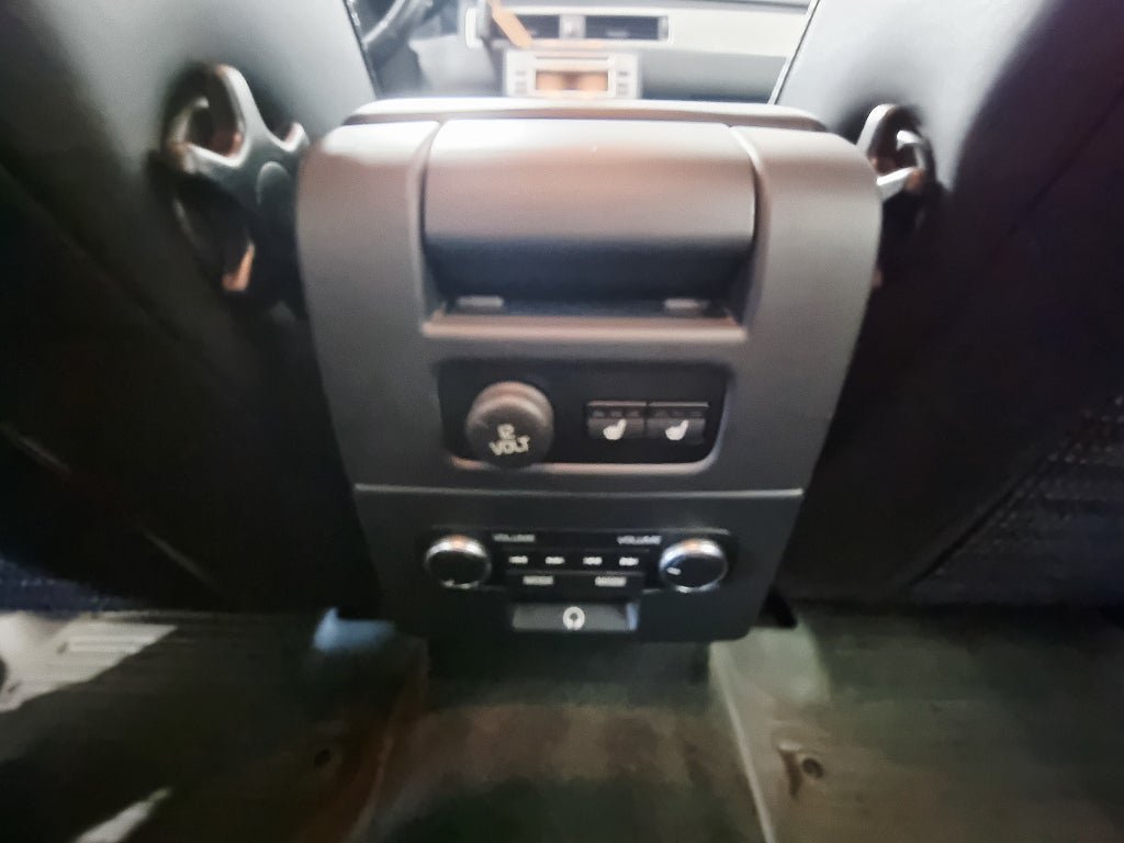 Vehicle Image 11