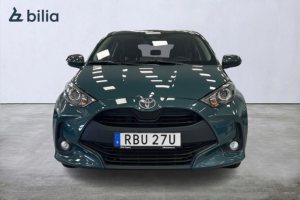 Vehicle Image 6