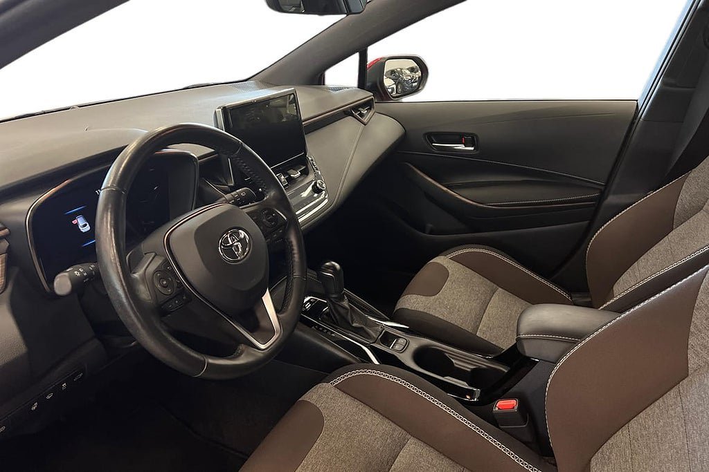 Vehicle Image 14