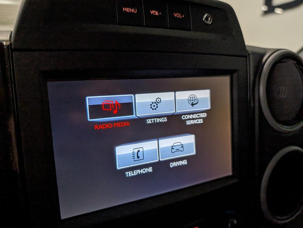 Vehicle Image 11