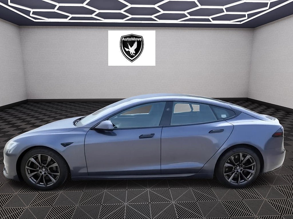 Vehicle Image 3