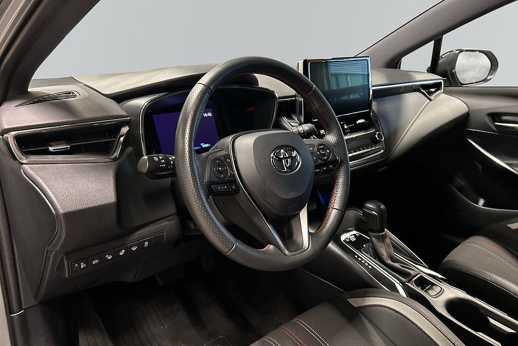 Vehicle Image 10