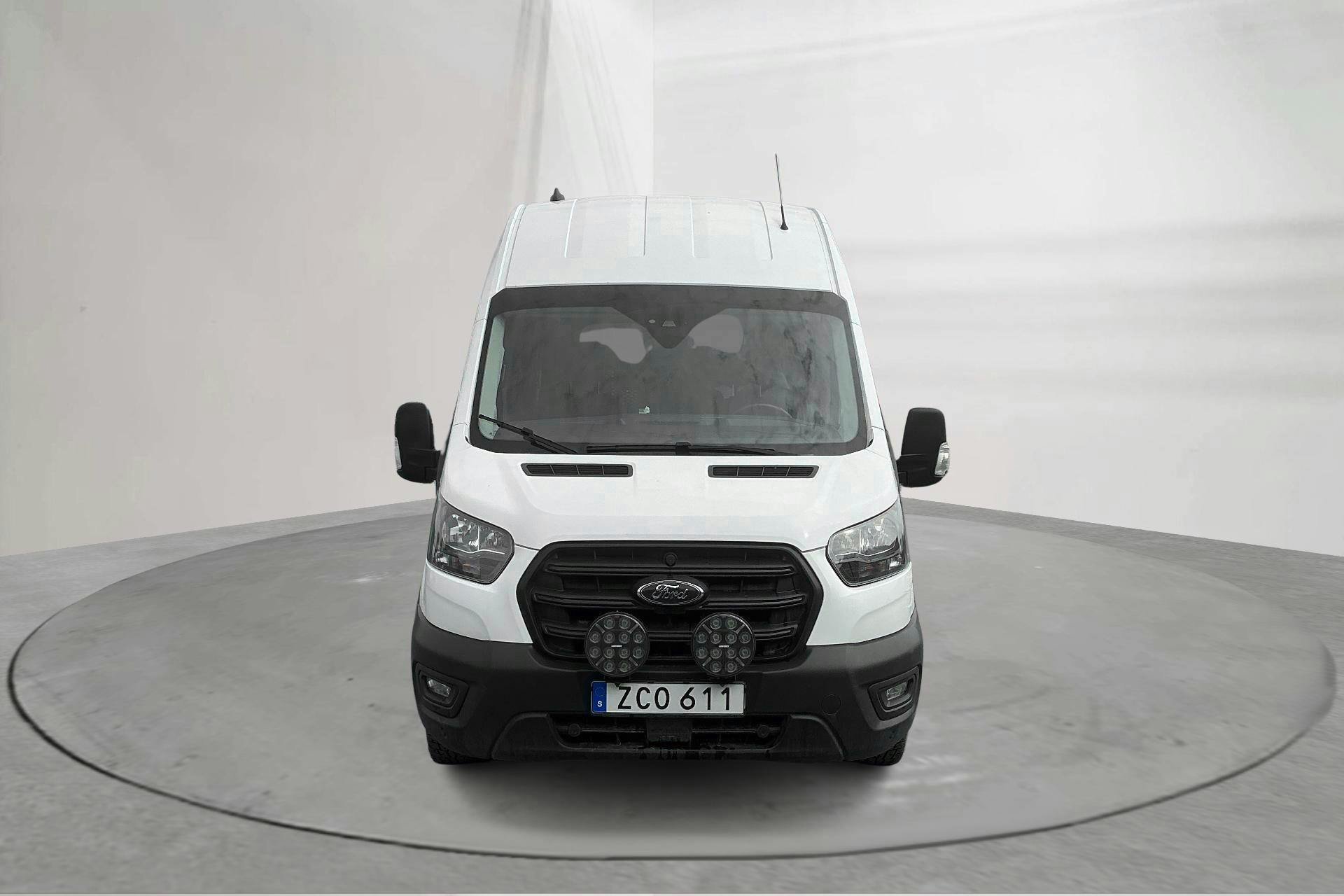Vehicle Image 4