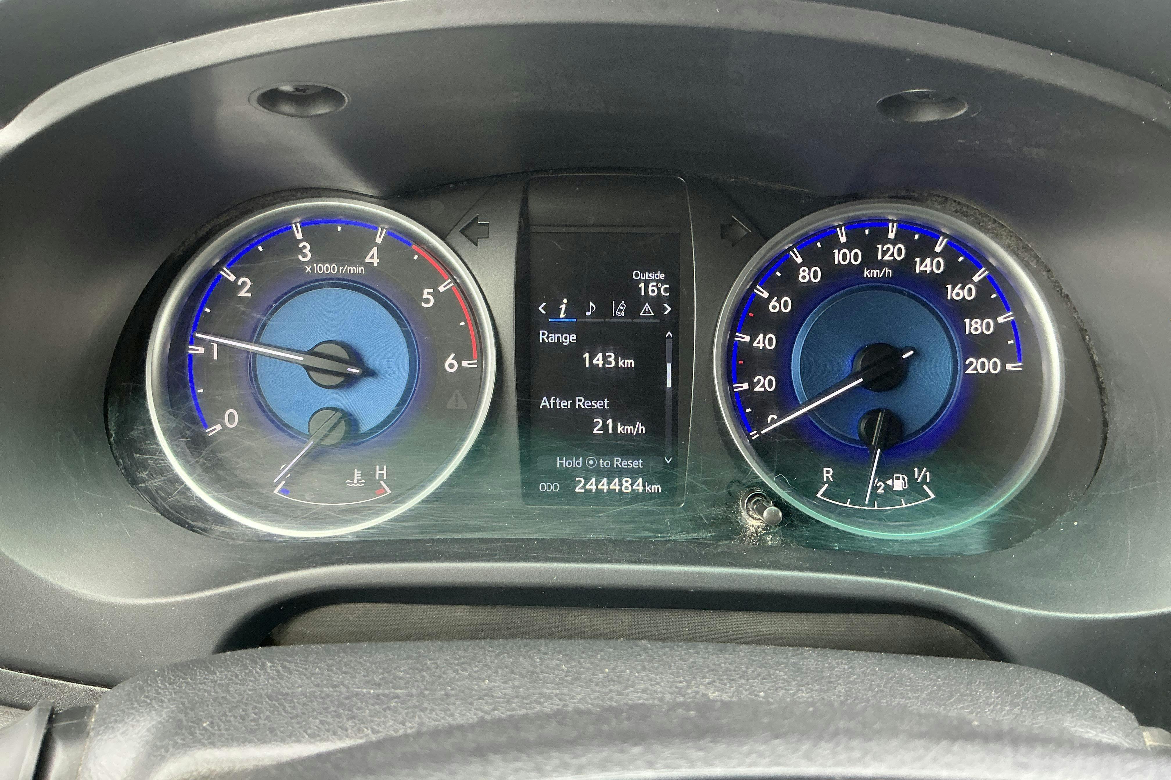 Vehicle Image 10