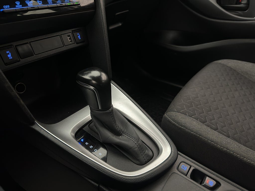 Vehicle Image 23