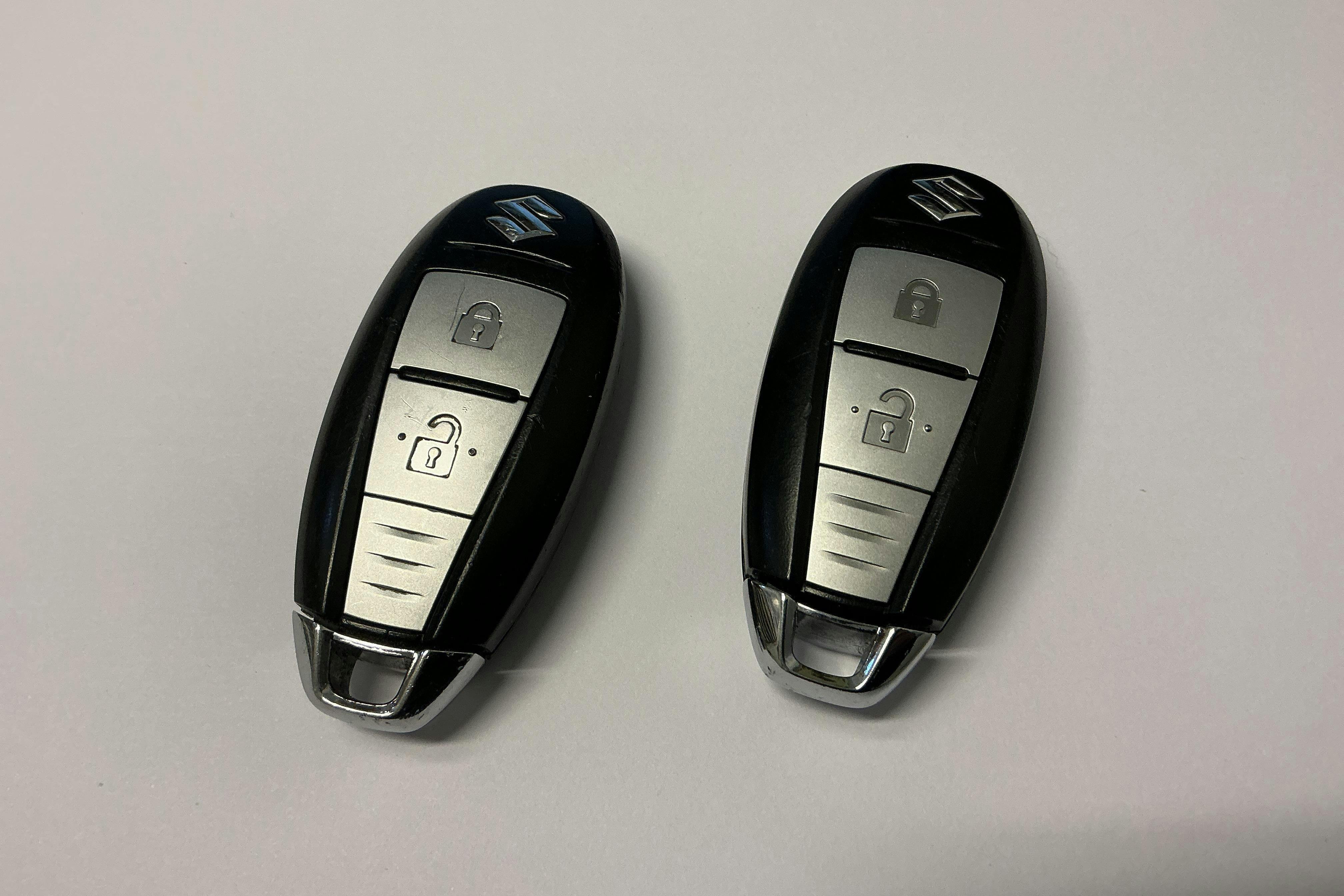 Vehicle Image 16