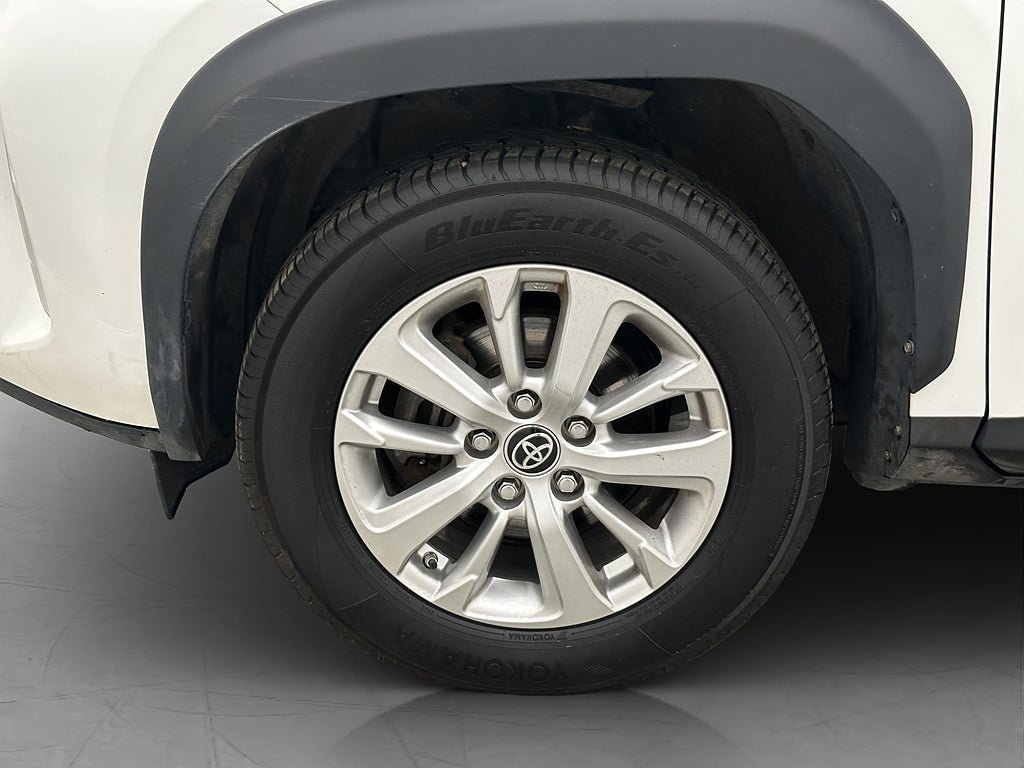 Vehicle Image 30