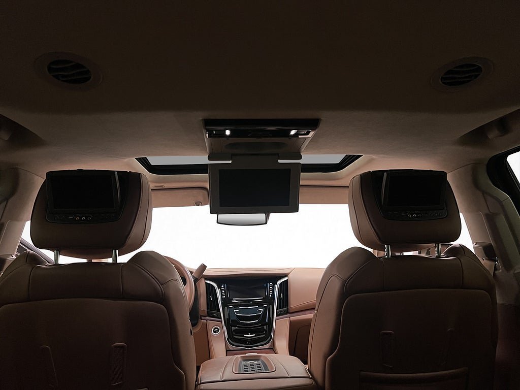Vehicle Image 36