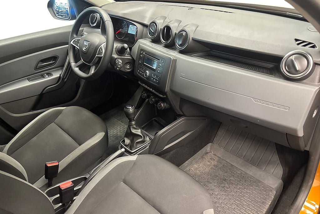 Vehicle Image 10
