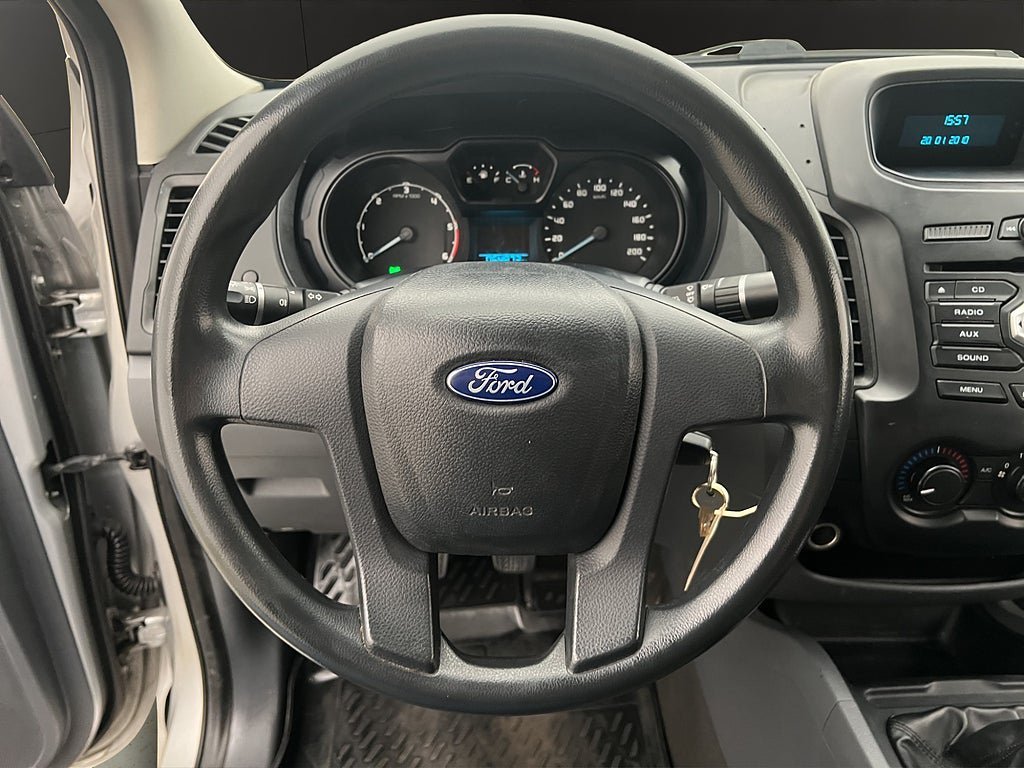Vehicle Image 16