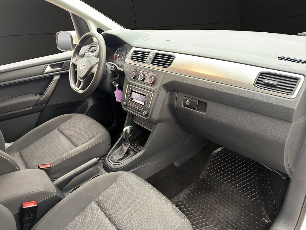 Vehicle Image 24