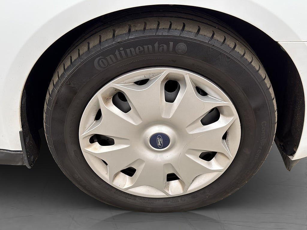 Vehicle Image 31
