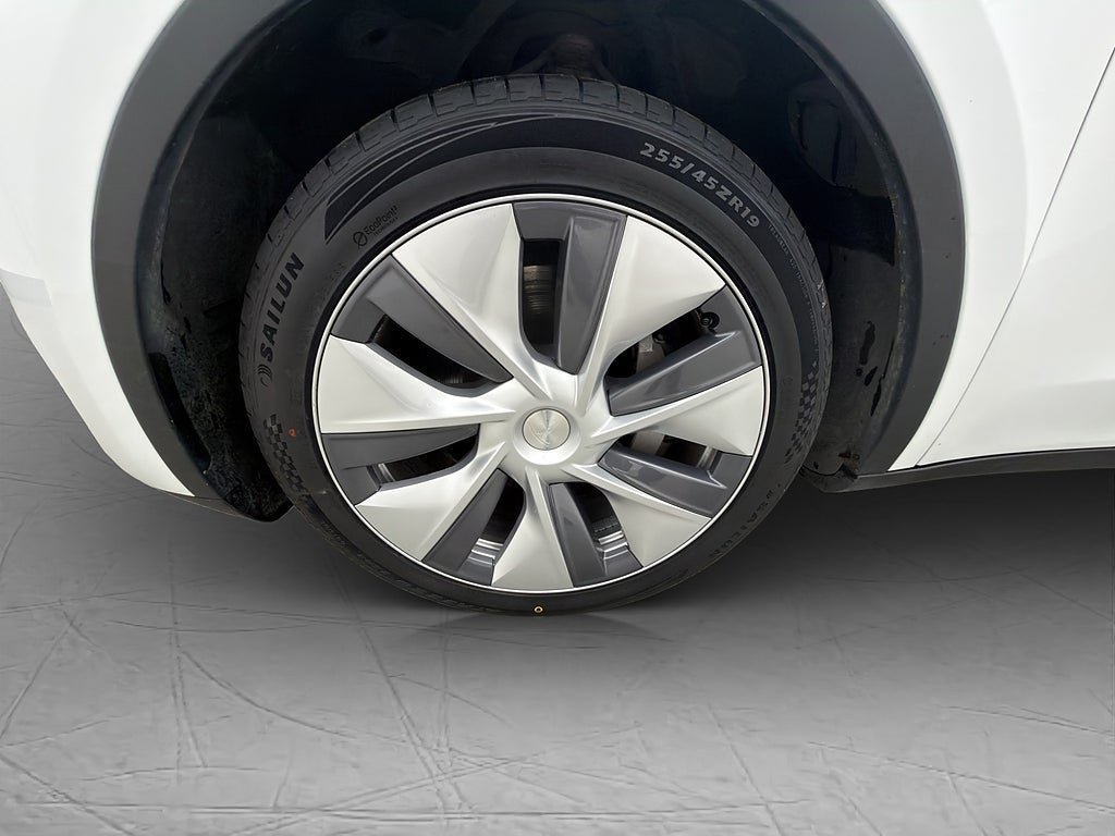 Vehicle Image 31