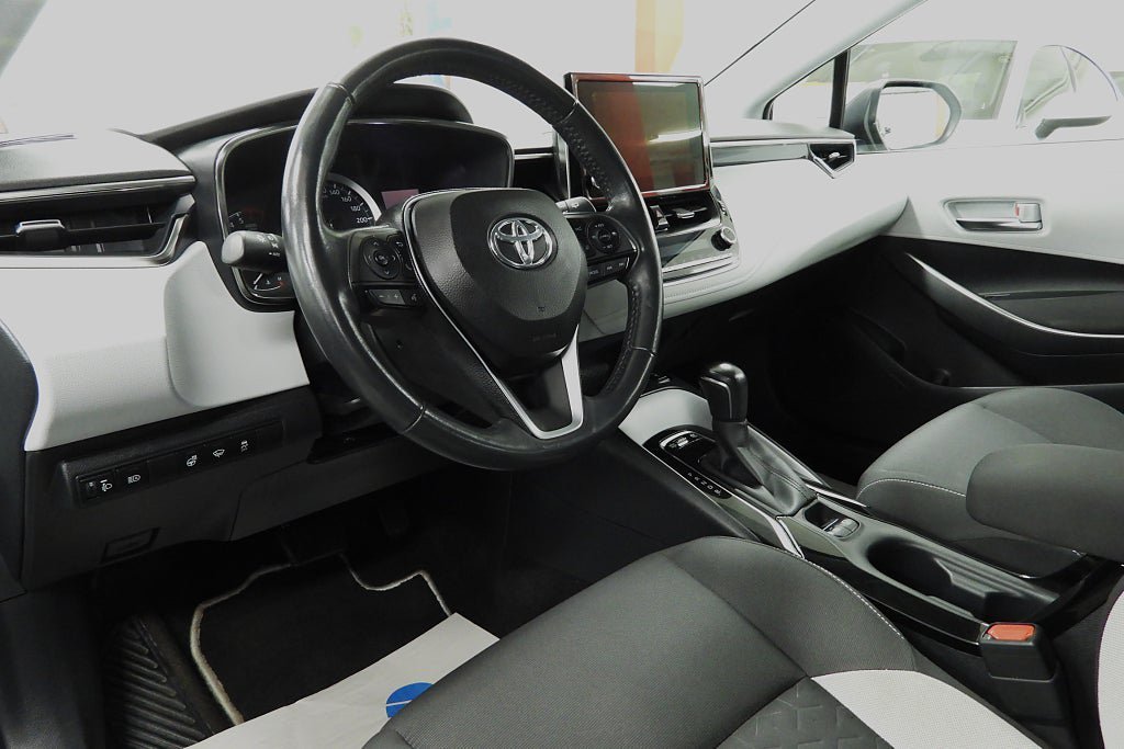 Vehicle Image 18