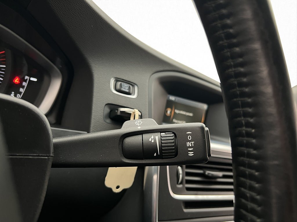 Vehicle Image 29