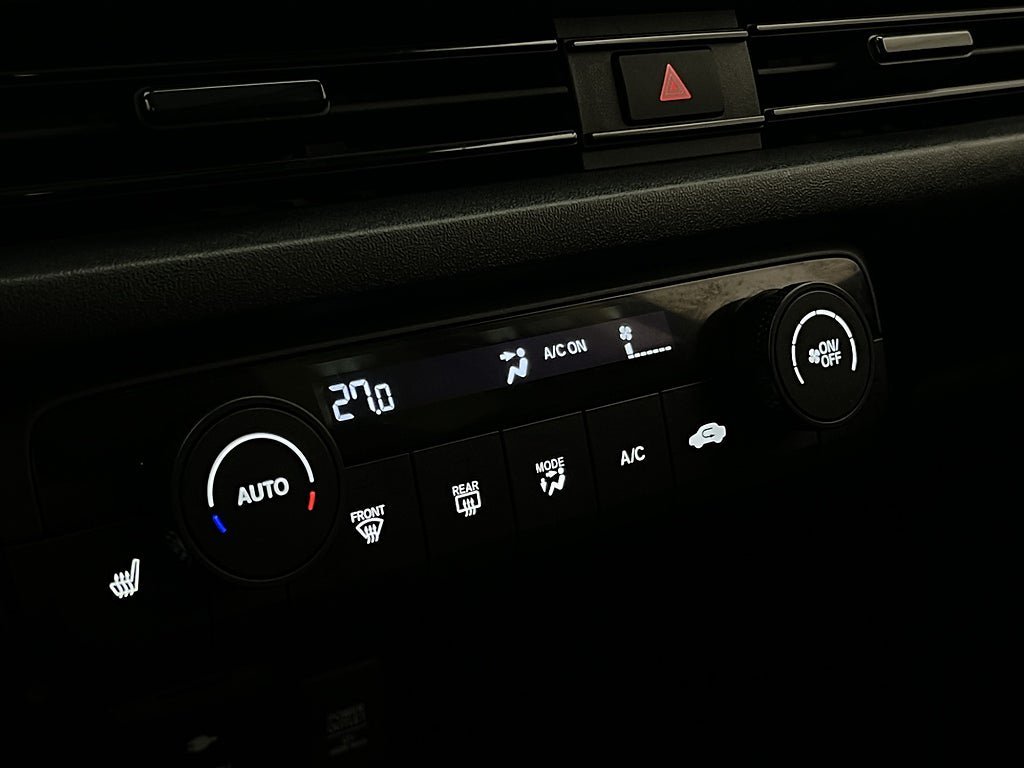 Vehicle Image 28