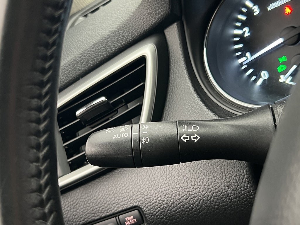 Vehicle Image 28