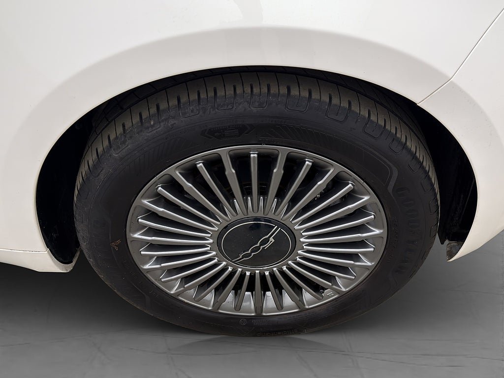 Vehicle Image 35