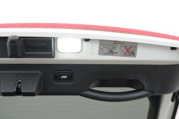 Vehicle Image 24