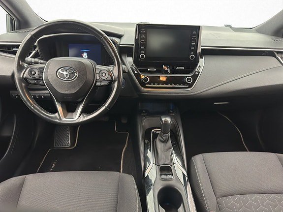 Vehicle Image 11
