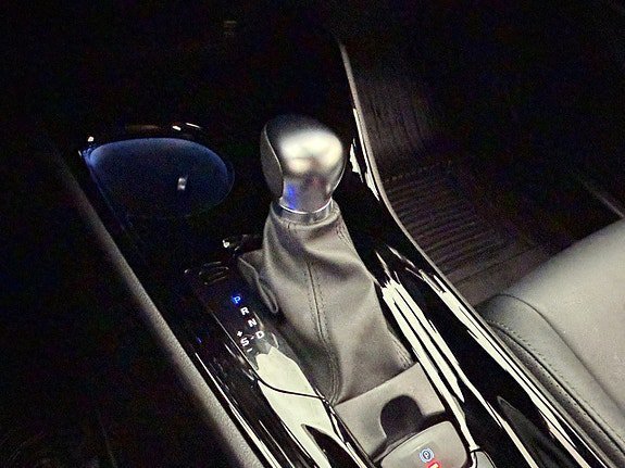 Vehicle Image 23