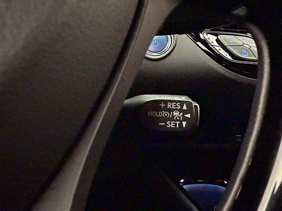 Vehicle Image 28