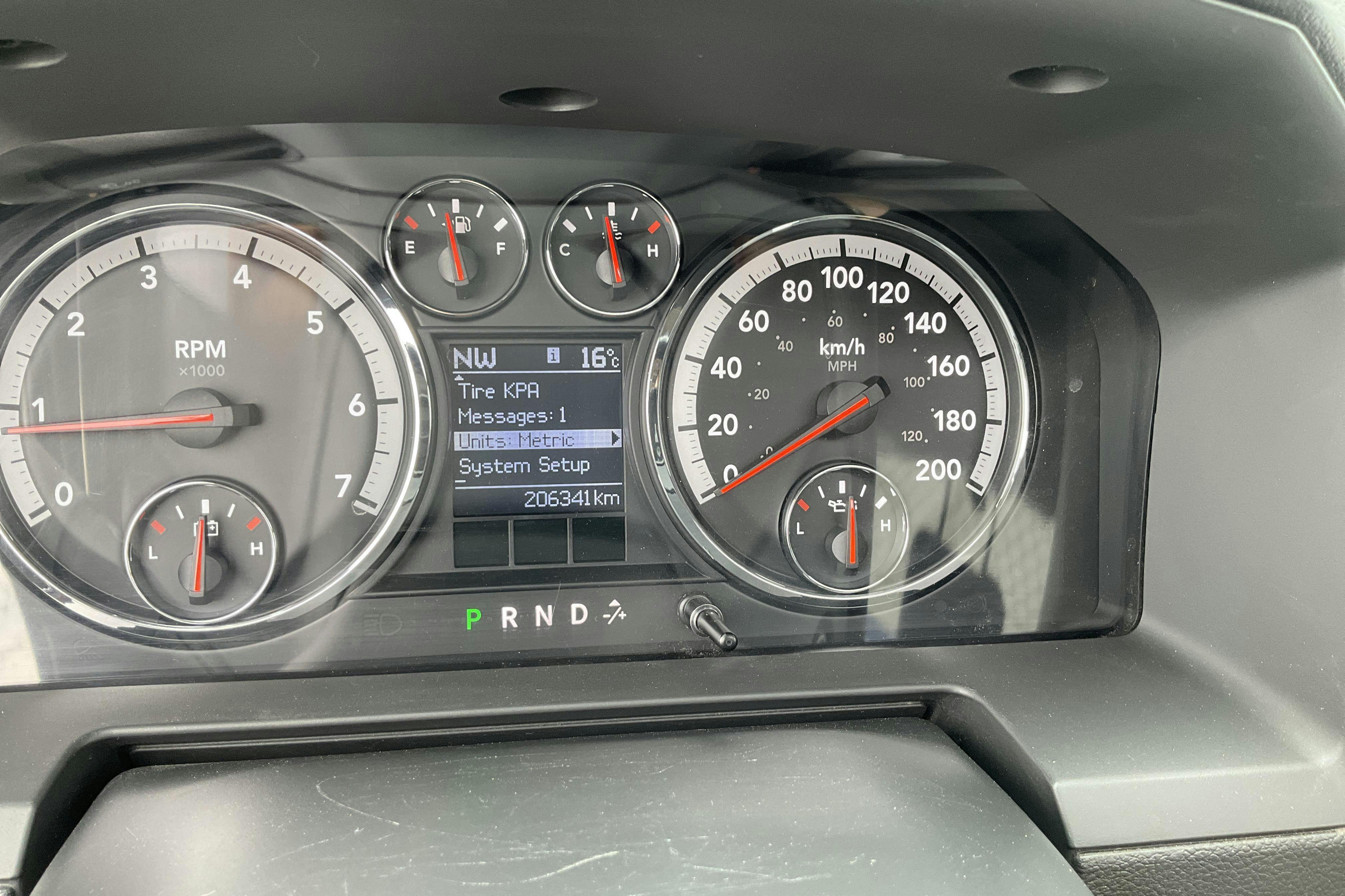 Vehicle Image 11