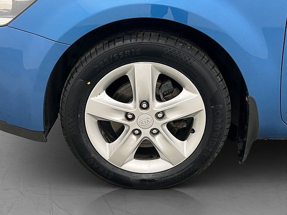 Vehicle Image 24