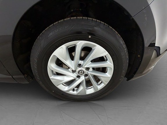Vehicle Image 33