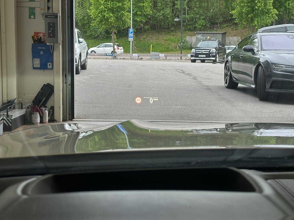 Vehicle Image 22