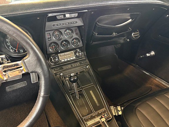 Vehicle Image 28