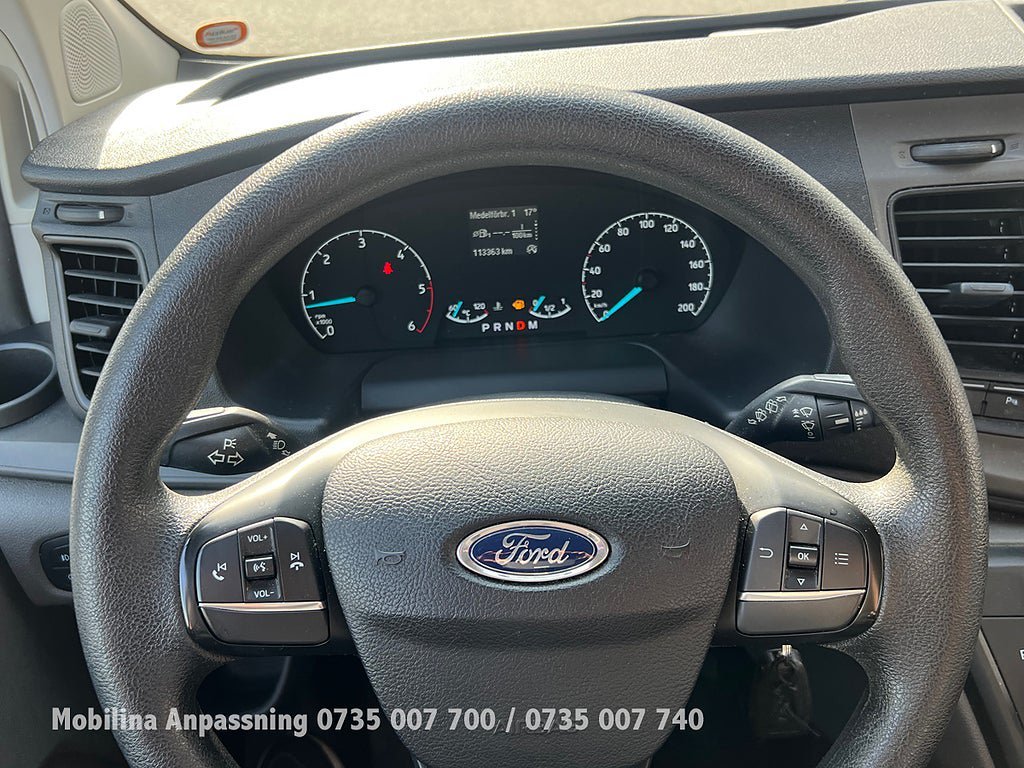 Vehicle Image 26