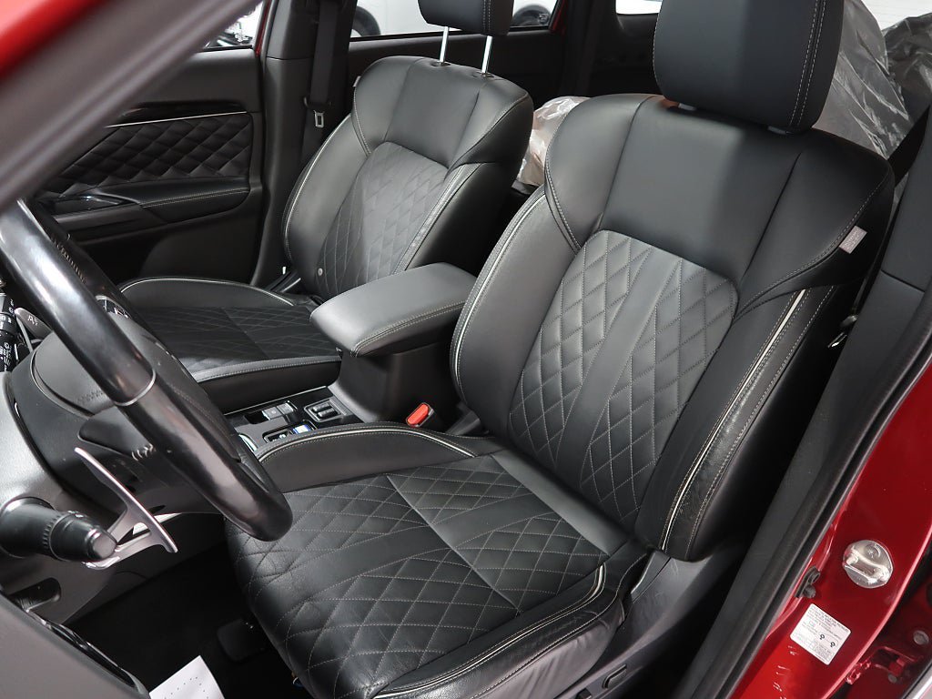Vehicle Image 19