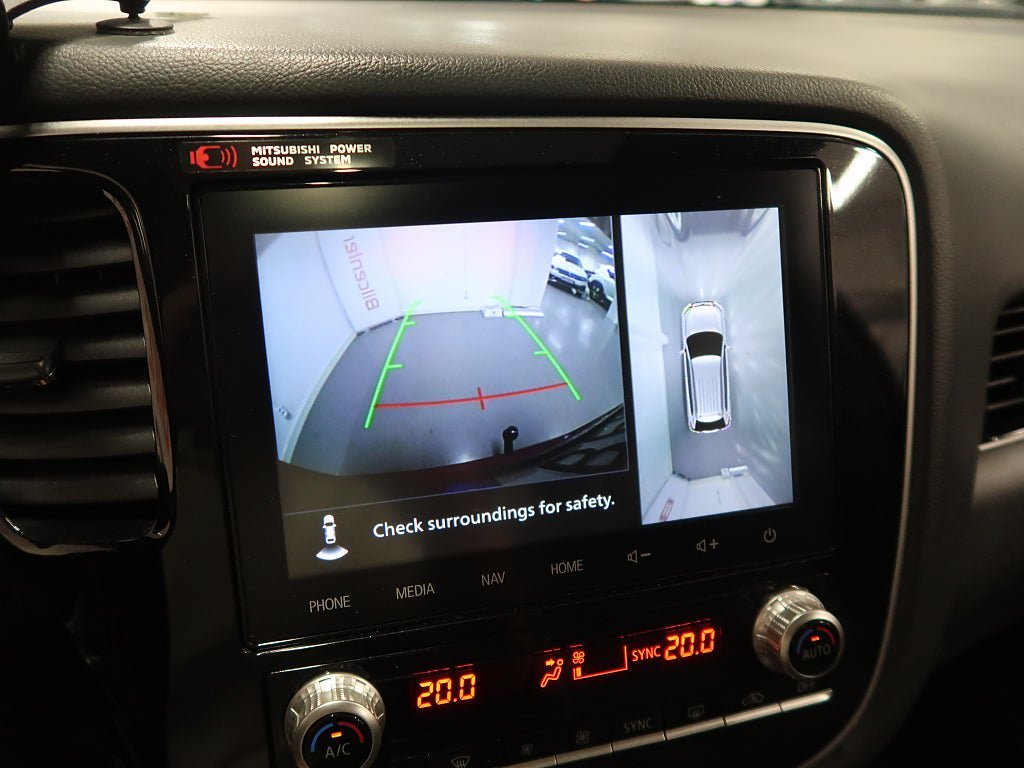 Vehicle Image 26