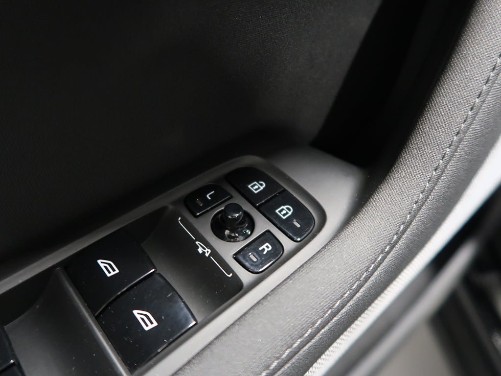 Vehicle Image 39