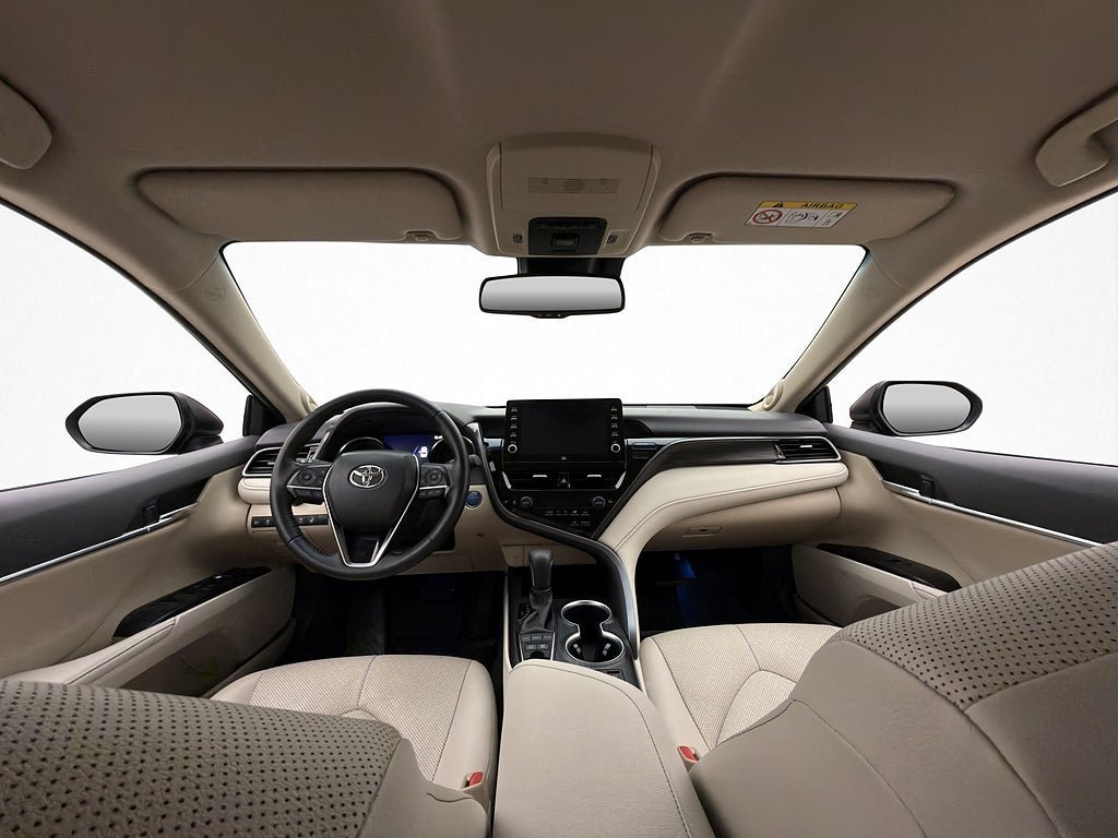 Vehicle Image 18