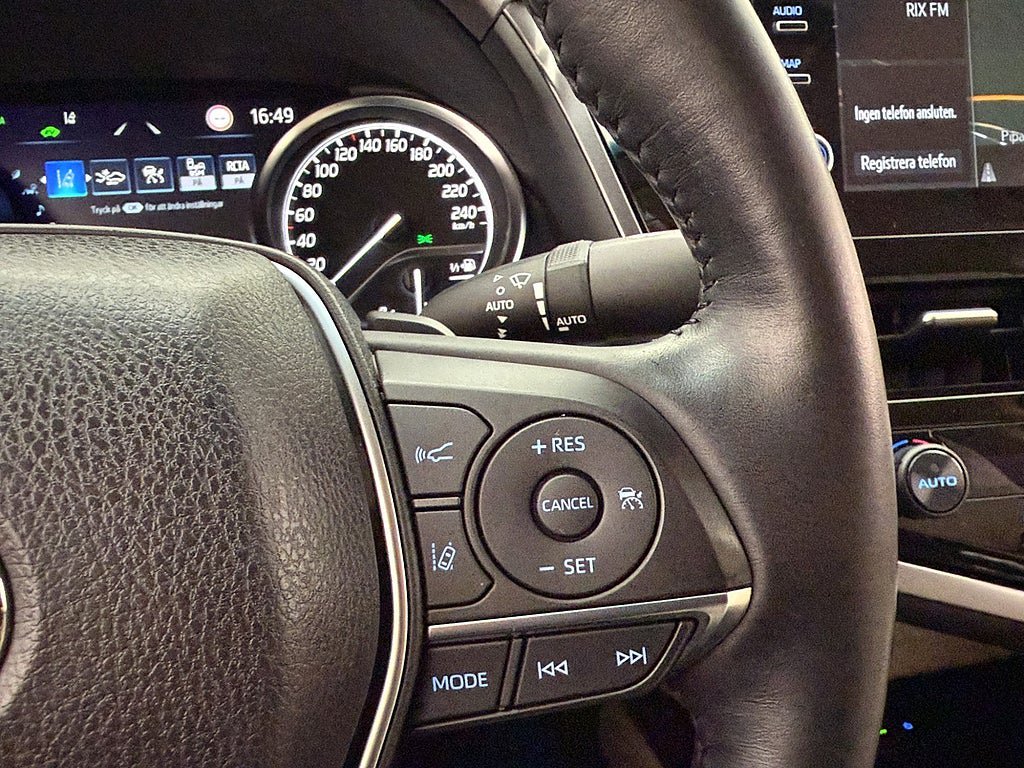 Vehicle Image 21