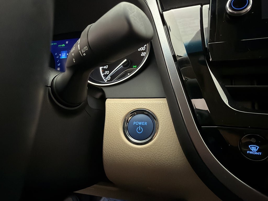 Vehicle Image 30