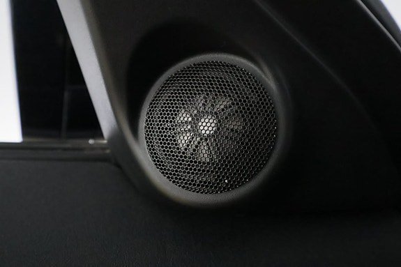 Vehicle Image 37