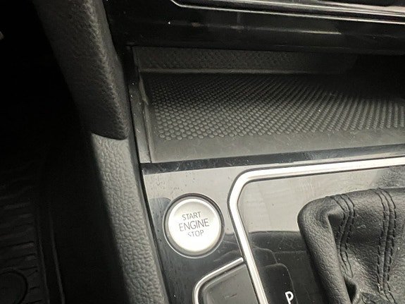 Vehicle Image 27