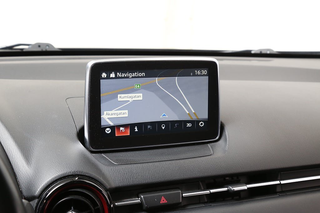Vehicle Image 18