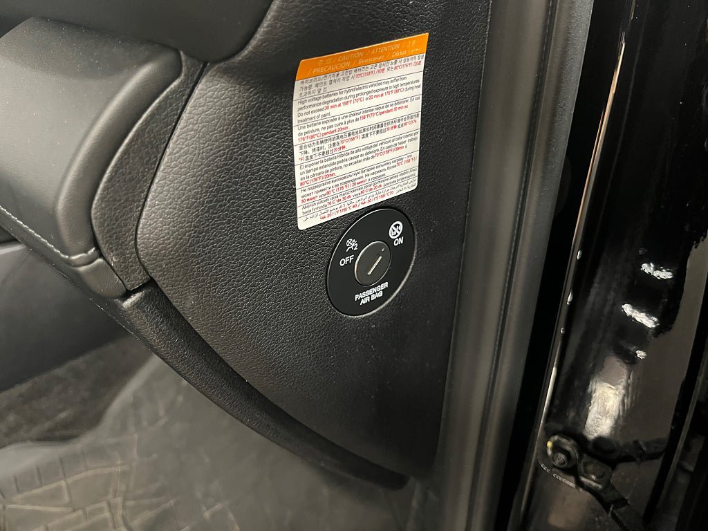 Vehicle Image 18