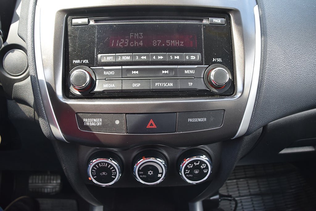 Vehicle Image 11